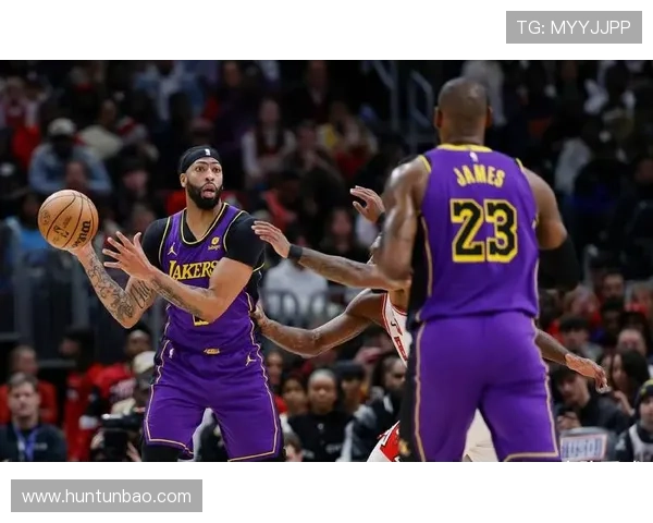 快船新赛季主场揭幕战倒计时40天 阿祖精彩集锦再现球场风采 快船新赛季主场揭幕战倒计时40天 阿祖精彩集锦再现球场风采