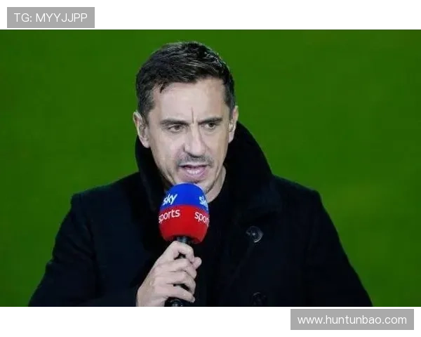 球迷因不满内维尔中年白男言论冲入球场警方逮捕多名抗议者 球迷因不满内维尔中年白男言论冲入球场警方逮捕多名抗议者