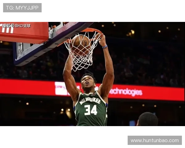 19分钟疯狂收割篮板迈克统治禁区化身篮板机器带队强势逆转 19分钟疯狂收割篮板迈克统治禁区化身篮板机器带队强势逆转